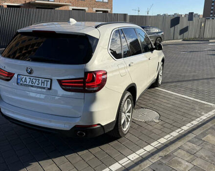 Белый БМВ Х5, объемом двигателя 2 л и пробегом 212 тыс. км за 27000 $, фото 6 на Automoto.ua