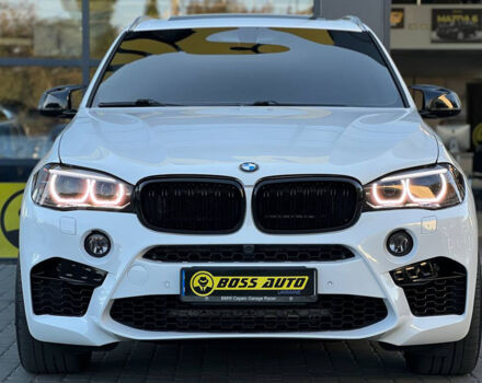 Белый БМВ Х5, объемом двигателя 3 л и пробегом 105 тыс. км за 36500 $, фото 1 на Automoto.ua