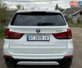Белый БМВ Х5, объемом двигателя 3 л и пробегом 222 тыс. км за 22200 $, фото 2 на Automoto.ua