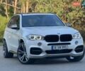 Белый БМВ Х5, объемом двигателя 3 л и пробегом 175 тыс. км за 37300 $, фото 7 на Automoto.ua