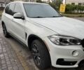 Білий БМВ Х5, об'ємом двигуна 3 л та пробігом 95 тис. км за 28000 $, фото 4 на Automoto.ua