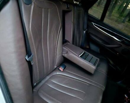 Белый БМВ Х5, объемом двигателя 3 л и пробегом 205 тыс. км за 25000 $, фото 39 на Automoto.ua