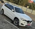 Белый БМВ Х5, объемом двигателя 3 л и пробегом 171 тыс. км за 22999 $, фото 1 на Automoto.ua