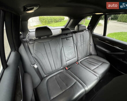 Белый БМВ Х5, объемом двигателя 2.98 л и пробегом 84 тыс. км за 34990 $, фото 12 на Automoto.ua
