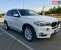 Білий БМВ Х5, об'ємом двигуна 2 л та пробігом 138 тис. км за 27500 $, фото 3 на Automoto.ua