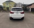 Белый БМВ Х5, объемом двигателя 0 л и пробегом 137 тыс. км за 30000 $, фото 3 на Automoto.ua