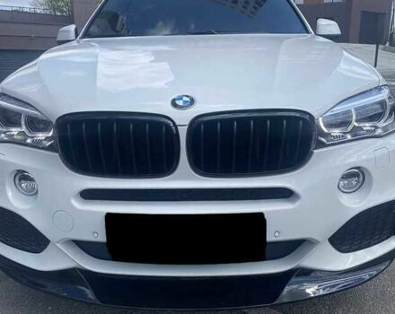 Белый БМВ Х5, объемом двигателя 2 л и пробегом 65 тыс. км за 21000 $, фото 2 на Automoto.ua