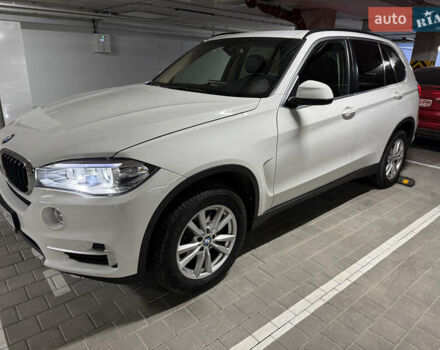 Белый БМВ Х5, объемом двигателя 2 л и пробегом 212 тыс. км за 27000 $, фото 1 на Automoto.ua
