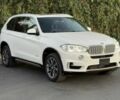 Белый БМВ Х5, объемом двигателя 3 л и пробегом 70 тыс. км за 15200 $, фото 2 на Automoto.ua