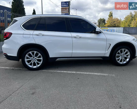 Белый БМВ Х5, объемом двигателя 2.98 л и пробегом 130 тыс. км за 28000 $, фото 37 на Automoto.ua