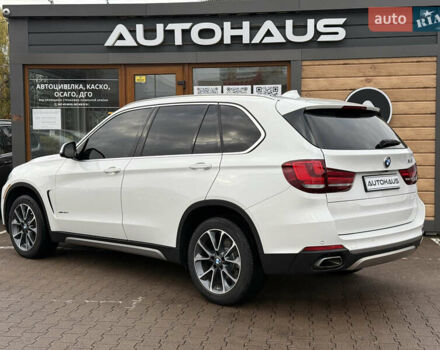 Білий БМВ Х5, об'ємом двигуна 2.99 л та пробігом 213 тис. км за 28800 $, фото 7 на Automoto.ua