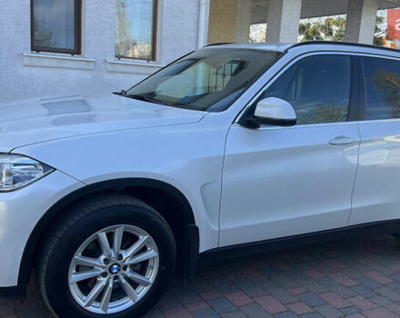 Белый БМВ Х5, объемом двигателя 2 л и пробегом 92 тыс. км за 33200 $, фото 2 на Automoto.ua