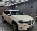 Белый БМВ Х5, объемом двигателя 2.99 л и пробегом 153 тыс. км за 32000 $, фото 2 на Automoto.ua