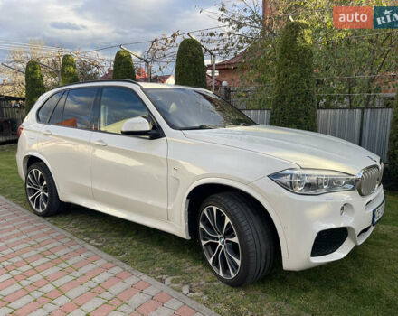 БМВ Х5 2017 в Новоселица на Automoto.ua Белый БМВ Х5, объемом двигателя 3 л и пробегом 175 тыс. км за 46500 $, фото 2 на Automoto.ua