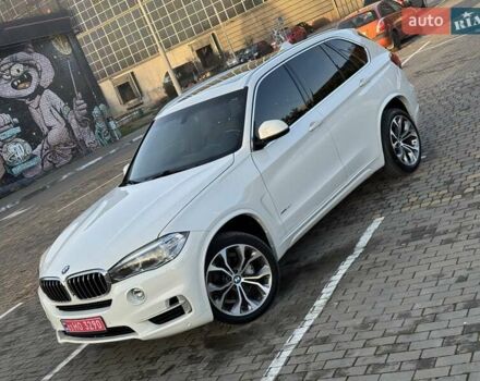 Білий БМВ Х5, об'ємом двигуна 3 л та пробігом 106 тис. км за 28999 $, фото 2 на Automoto.ua