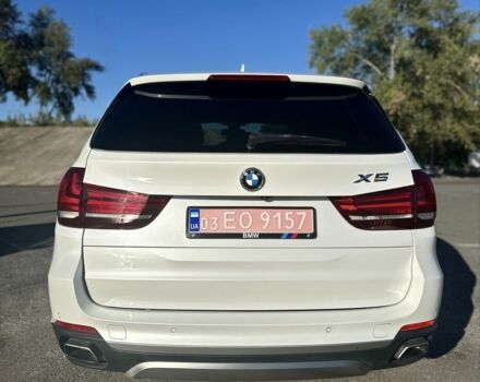 Белый БМВ Х5, объемом двигателя 3 л и пробегом 150 тыс. км за 39999 $, фото 5 на Automoto.ua