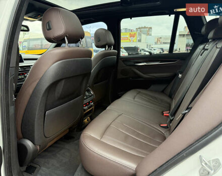 Білий БМВ Х5, об'ємом двигуна 2.99 л та пробігом 213 тис. км за 28800 $, фото 10 на Automoto.ua