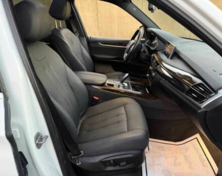 Белый БМВ Х5, объемом двигателя 3 л и пробегом 70 тыс. км за 15200 $, фото 8 на Automoto.ua