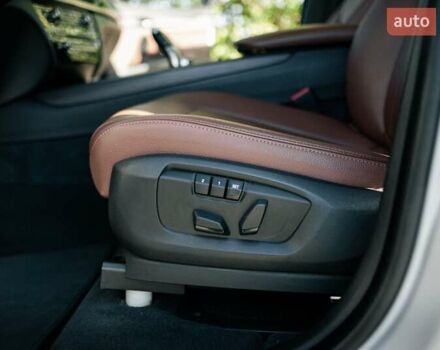 Білий БМВ Х5, об'ємом двигуна 2 л та пробігом 153 тис. км за 32800 $, фото 19 на Automoto.ua