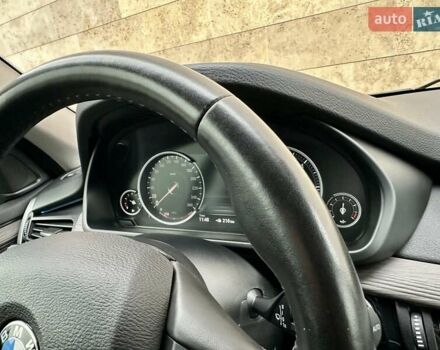 Белый БМВ Х5, объемом двигателя 2 л и пробегом 132 тыс. км за 31800 $, фото 69 на Automoto.ua