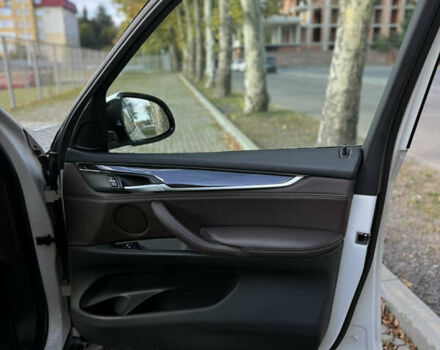 Белый БМВ Х5, объемом двигателя 2 л и пробегом 110 тыс. км за 28700 $, фото 38 на Automoto.ua