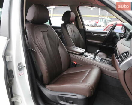 Белый БМВ Х5, объемом двигателя 2 л и пробегом 180 тыс. км за 31500 $, фото 12 на Automoto.ua