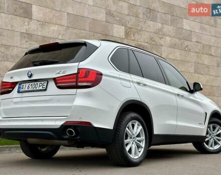 Белый БМВ Х5, объемом двигателя 2 л и пробегом 132 тыс. км за 31800 $, фото 16 на Automoto.ua