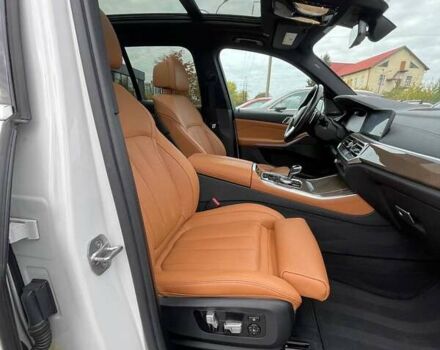 Белый БМВ Х5, объемом двигателя 3 л и пробегом 211 тыс. км за 38900 $, фото 36 на Automoto.ua