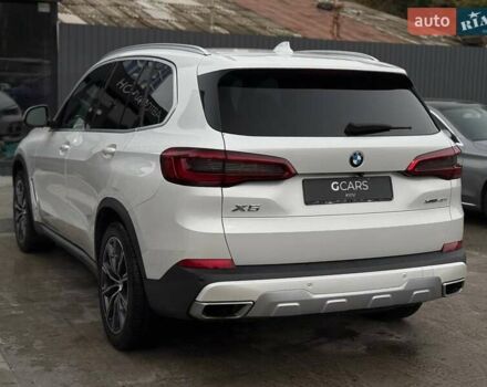Белый БМВ Х5, объемом двигателя 3 л и пробегом 94 тыс. км за 49999 $, фото 3 на Automoto.ua