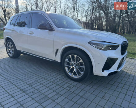 Белый БМВ Х5, объемом двигателя 3 л и пробегом 104 тыс. км за 47500 $, фото 9 на Automoto.ua