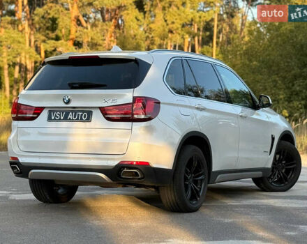 Белый БМВ Х5, объемом двигателя 3 л и пробегом 96 тыс. км за 41888 $, фото 38 на Automoto.ua
