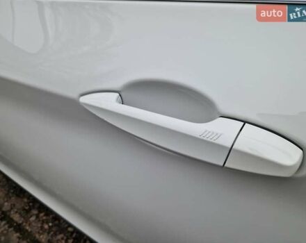 Білий БМВ Х5, об'ємом двигуна 3 л та пробігом 74 тис. км за 29500 $, фото 12 на Automoto.ua