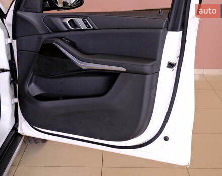 Білий БМВ Х5, об'ємом двигуна 3 л та пробігом 81 тис. км за 45900 $, фото 46 на Automoto.ua