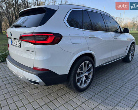 Белый БМВ Х5, объемом двигателя 3 л и пробегом 104 тыс. км за 47500 $, фото 10 на Automoto.ua