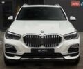 Белый БМВ Х5, объемом двигателя 3 л и пробегом 94 тыс. км за 49999 $, фото 1 на Automoto.ua