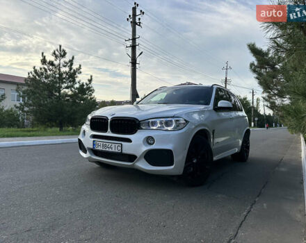 Білий БМВ Х5, об'ємом двигуна 2.99 л та пробігом 84 тис. км за 44900 $, фото 5 на Automoto.ua