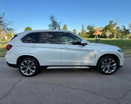 Белый БМВ Х5, объемом двигателя 3 л и пробегом 73 тыс. км за 19000 $, фото 3 на Automoto.ua