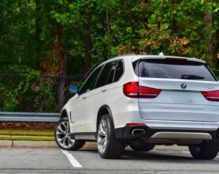 Білий БМВ Х5, об'ємом двигуна 3 л та пробігом 39 тис. км за 20000 $, фото 4 на Automoto.ua