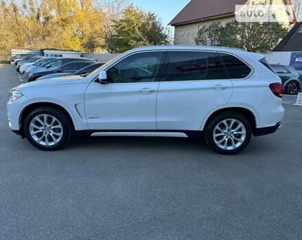 Білий БМВ Х5, об'ємом двигуна 2.98 л та пробігом 74 тис. км за 30900 $, фото 5 на Automoto.ua