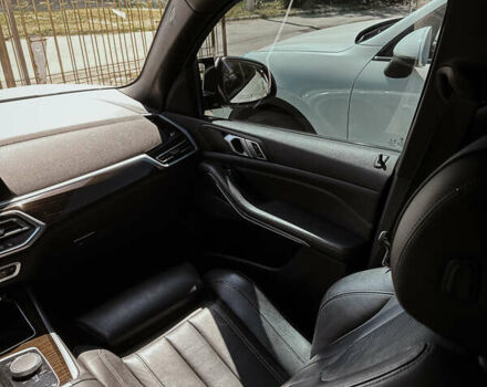 Белый БМВ Х5, объемом двигателя 3 л и пробегом 80 тыс. км за 45900 $, фото 12 на Automoto.ua