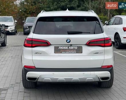 Белый БМВ Х5, объемом двигателя 3 л и пробегом 211 тыс. км за 37900 $, фото 4 на Automoto.ua