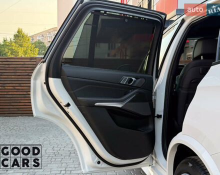 Білий БМВ Х5, об'ємом двигуна 3 л та пробігом 99 тис. км за 53000 $, фото 25 на Automoto.ua