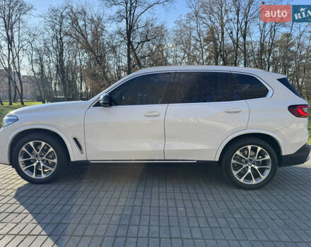 Белый БМВ Х5, объемом двигателя 3 л и пробегом 104 тыс. км за 47500 $, фото 5 на Automoto.ua