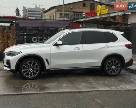 Белый БМВ Х5, объемом двигателя 3 л и пробегом 94 тыс. км за 49999 $, фото 6 на Automoto.ua