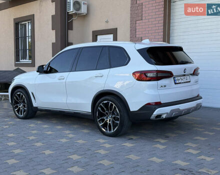 Белый БМВ Х5, объемом двигателя 3 л и пробегом 65 тыс. км за 52000 $, фото 10 на Automoto.ua