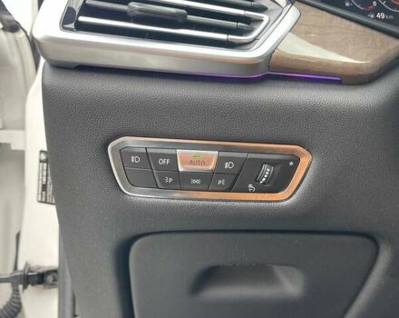 Белый БМВ Х5, объемом двигателя 3 л и пробегом 211 тыс. км за 38900 $, фото 16 на Automoto.ua