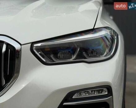 Белый БМВ Х5, объемом двигателя 3 л и пробегом 94 тыс. км за 49999 $, фото 9 на Automoto.ua