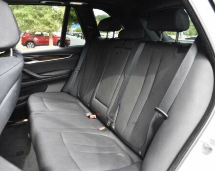 Білий БМВ Х5, об'ємом двигуна 3 л та пробігом 39 тис. км за 20000 $, фото 13 на Automoto.ua