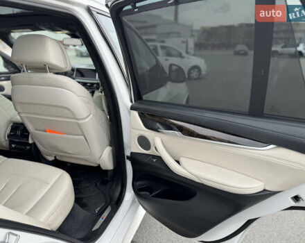 БМВ Х5 2018 в Днепре (Днепропетровске) на Automoto.ua Белый БМВ Х5, объемом двигателя 2.98 л и пробегом 140 тыс. км за 36500 $, фото 16 на Automoto.ua