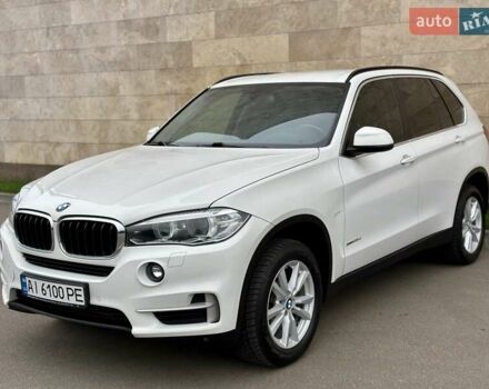 Белый БМВ Х5, объемом двигателя 2 л и пробегом 132 тыс. км за 31800 $, фото 31 на Automoto.ua